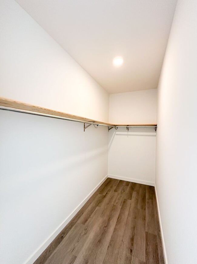 Building Photo - Corner Residence