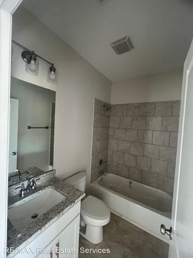 Building Photo - 4 br, 2 bath House - 552 Brunswick Gardens