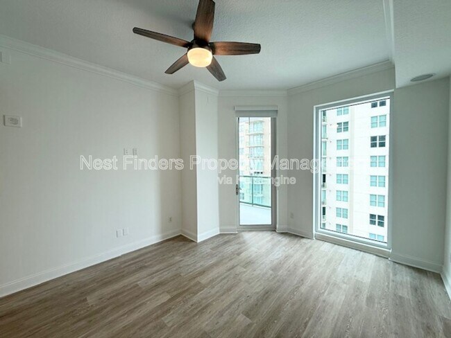 Building Photo - 1431 Riverplace Blvd
