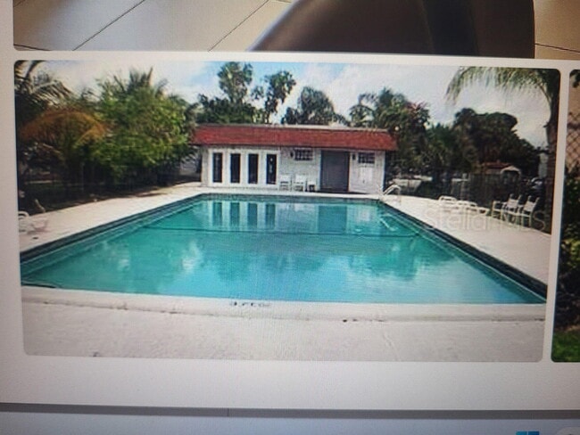 Building Photo - 6094 Forest Hill Blvd