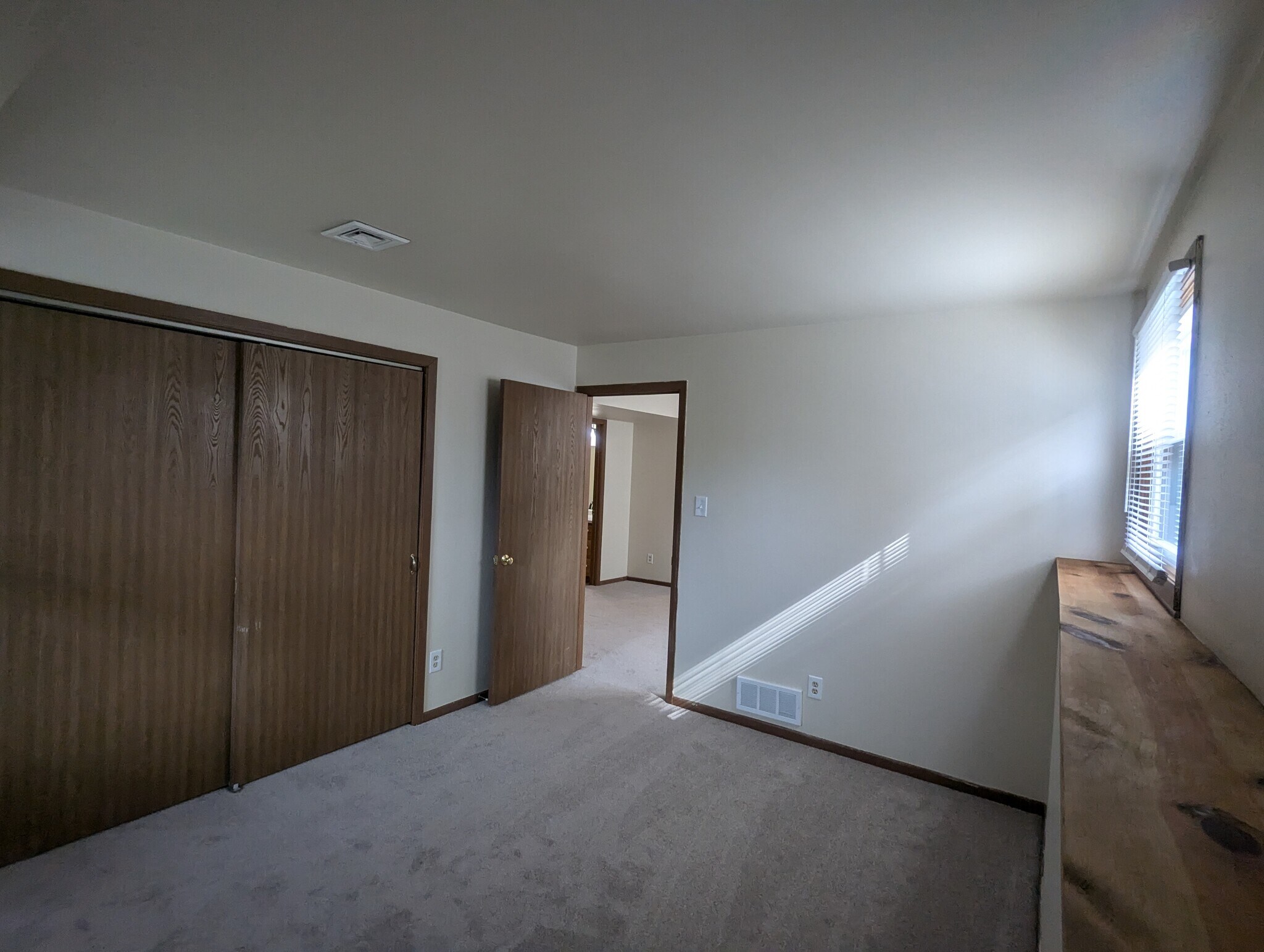 Building Photo - 3351 S 113th St