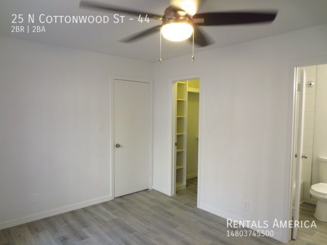 Building Photo - 2 Master Bedrooms in Fully Remodeled, Sing...