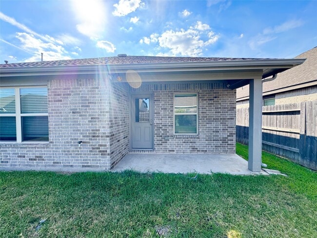 Building Photo - 9026 Beacon Mill Dr