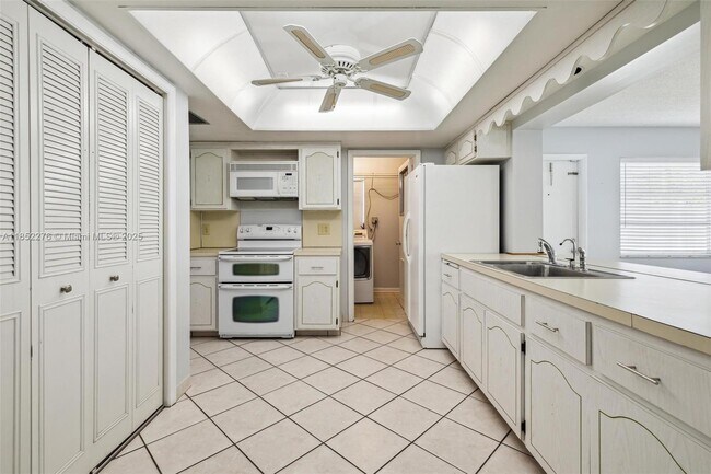 Building Photo - 9431 NW 23rd St
