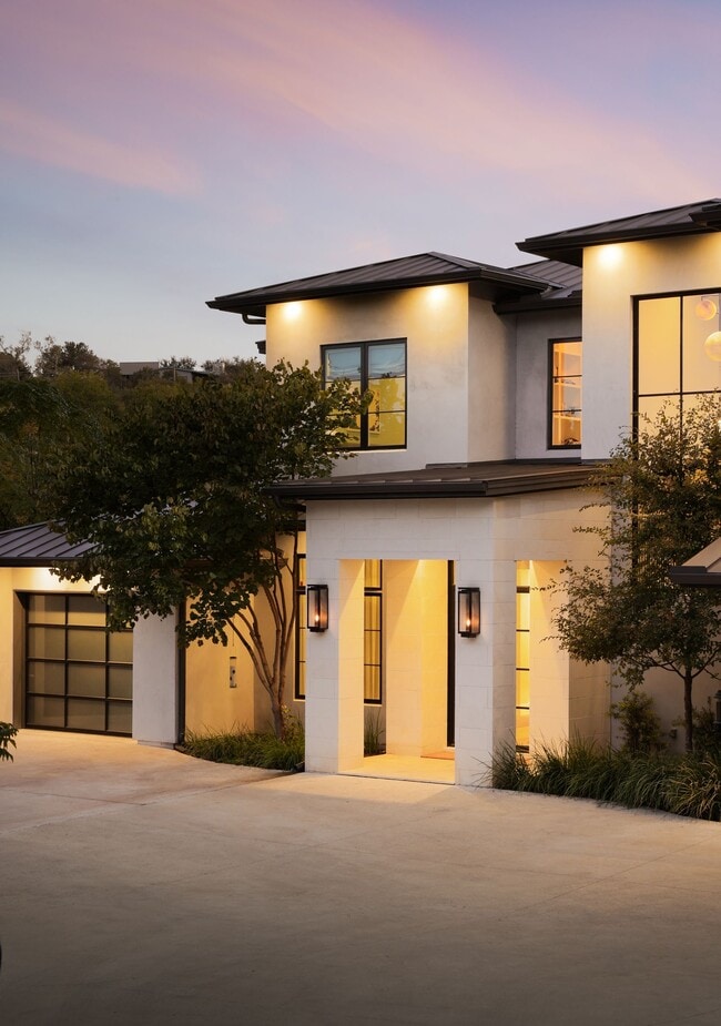 Building Photo - 101 Stratford Reserve Pl