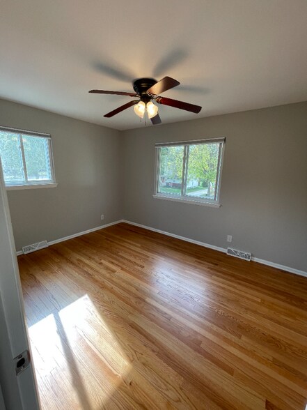 Building Photo - 4148 S Herman St