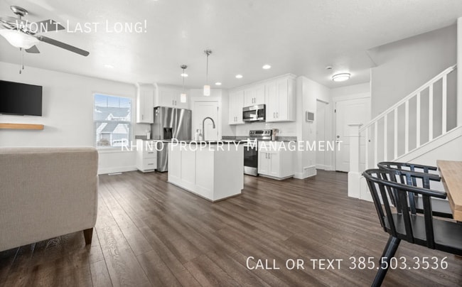 Building Photo - 4891 N Nile Dr