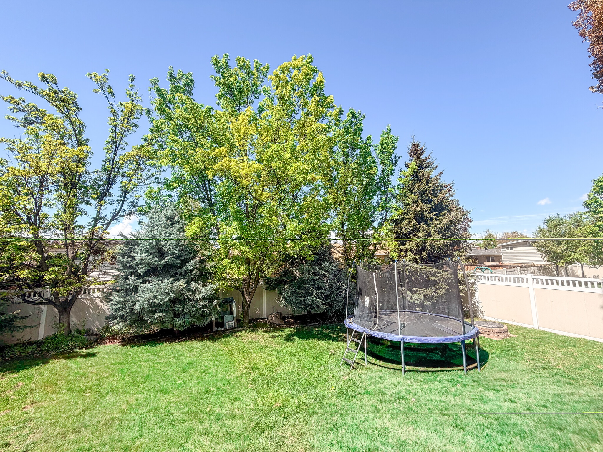 Building Photo - 620 S 700 E