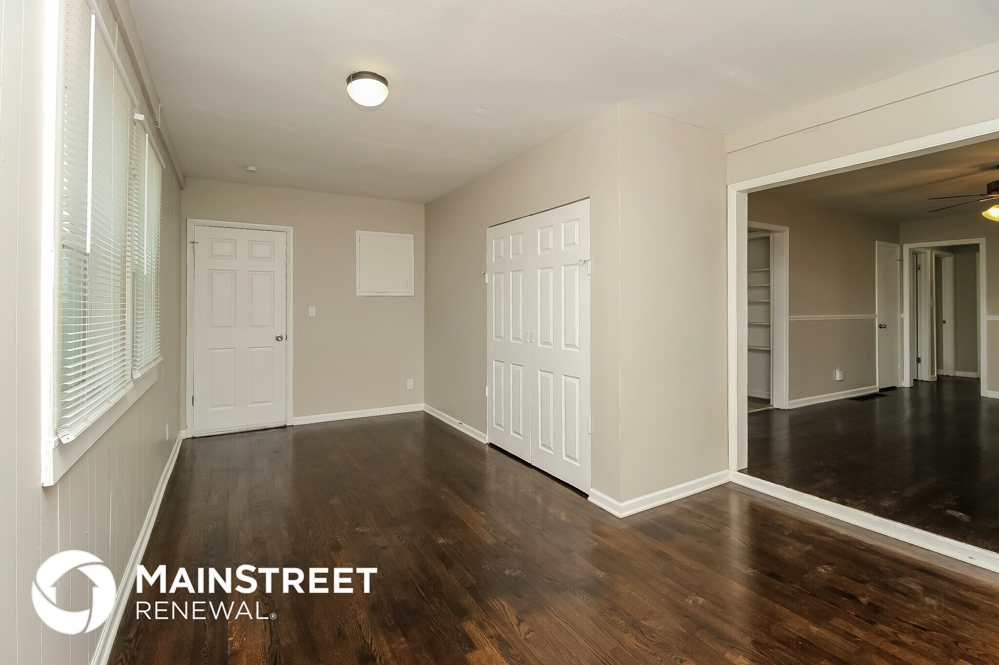 Building Photo - 11805 E Lawndale Ave