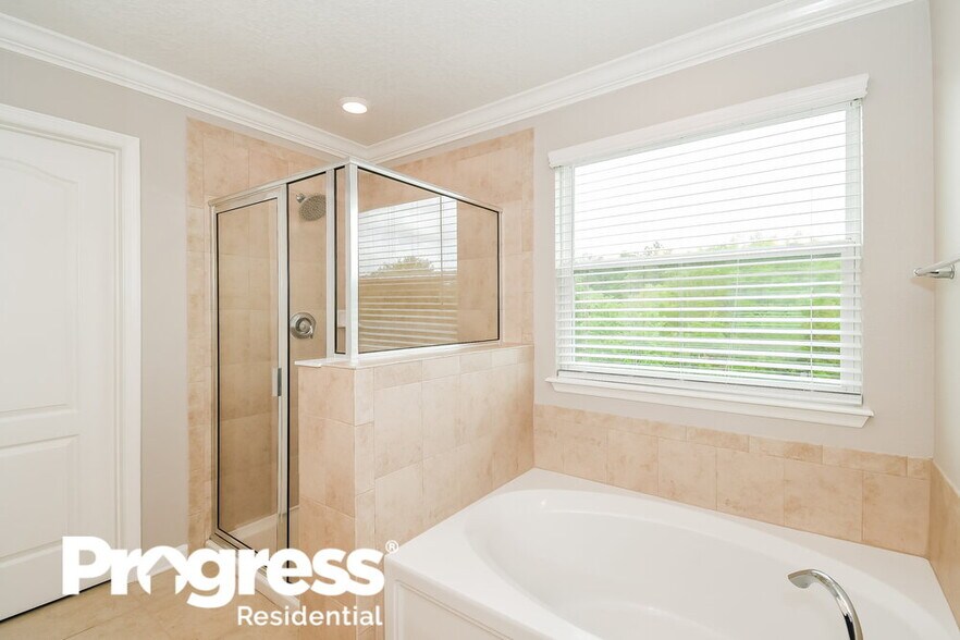 Building Photo - 9797 Ansley Lake Dr