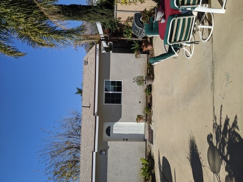 Building Photo - 15043 Larkspur St