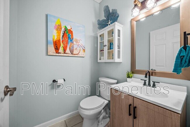 Building Photo - 272 Live Oak Ln