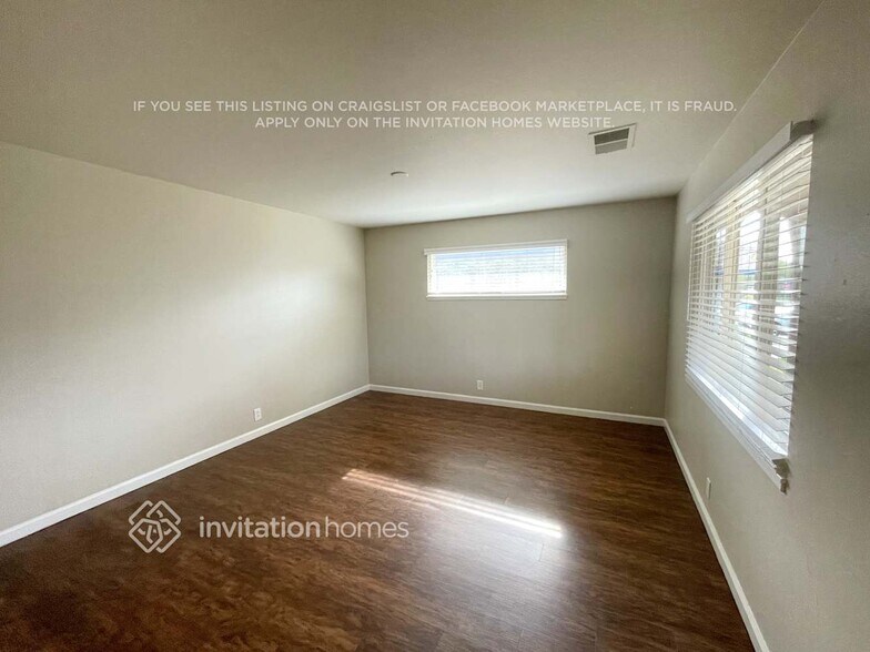 Building Photo - 231 N West St