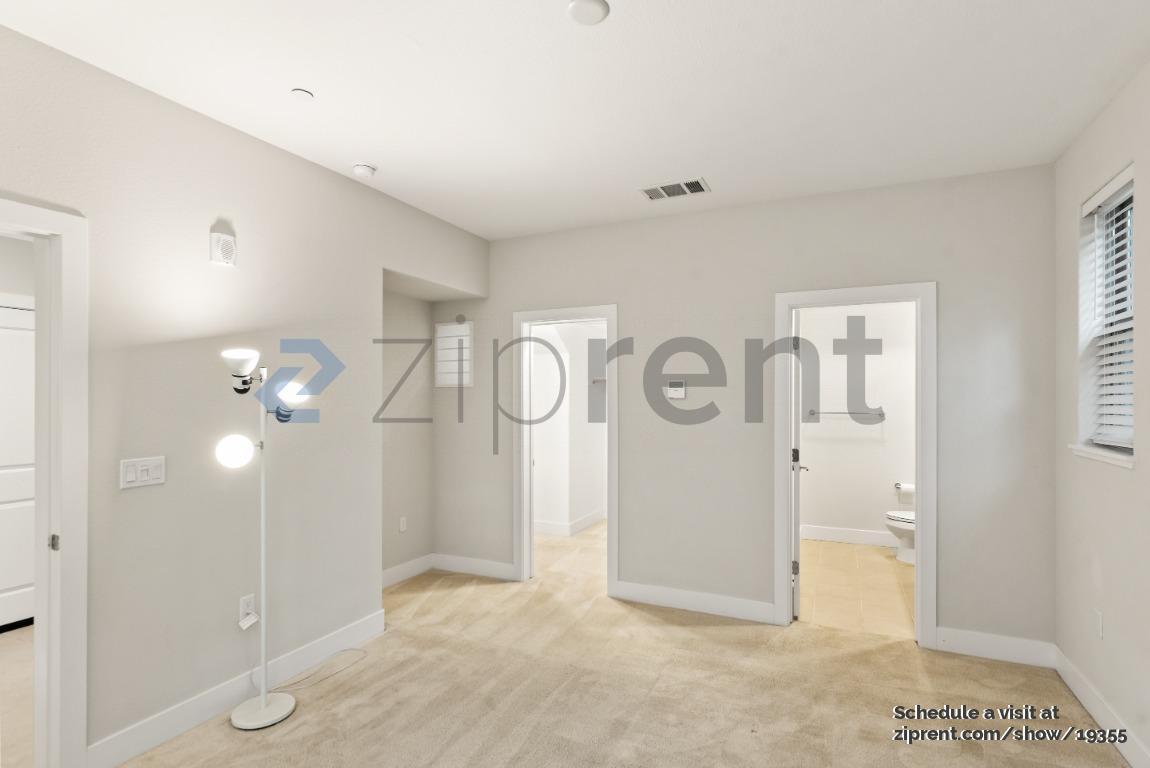 Building Photo - 1752 Hazelnut Ln