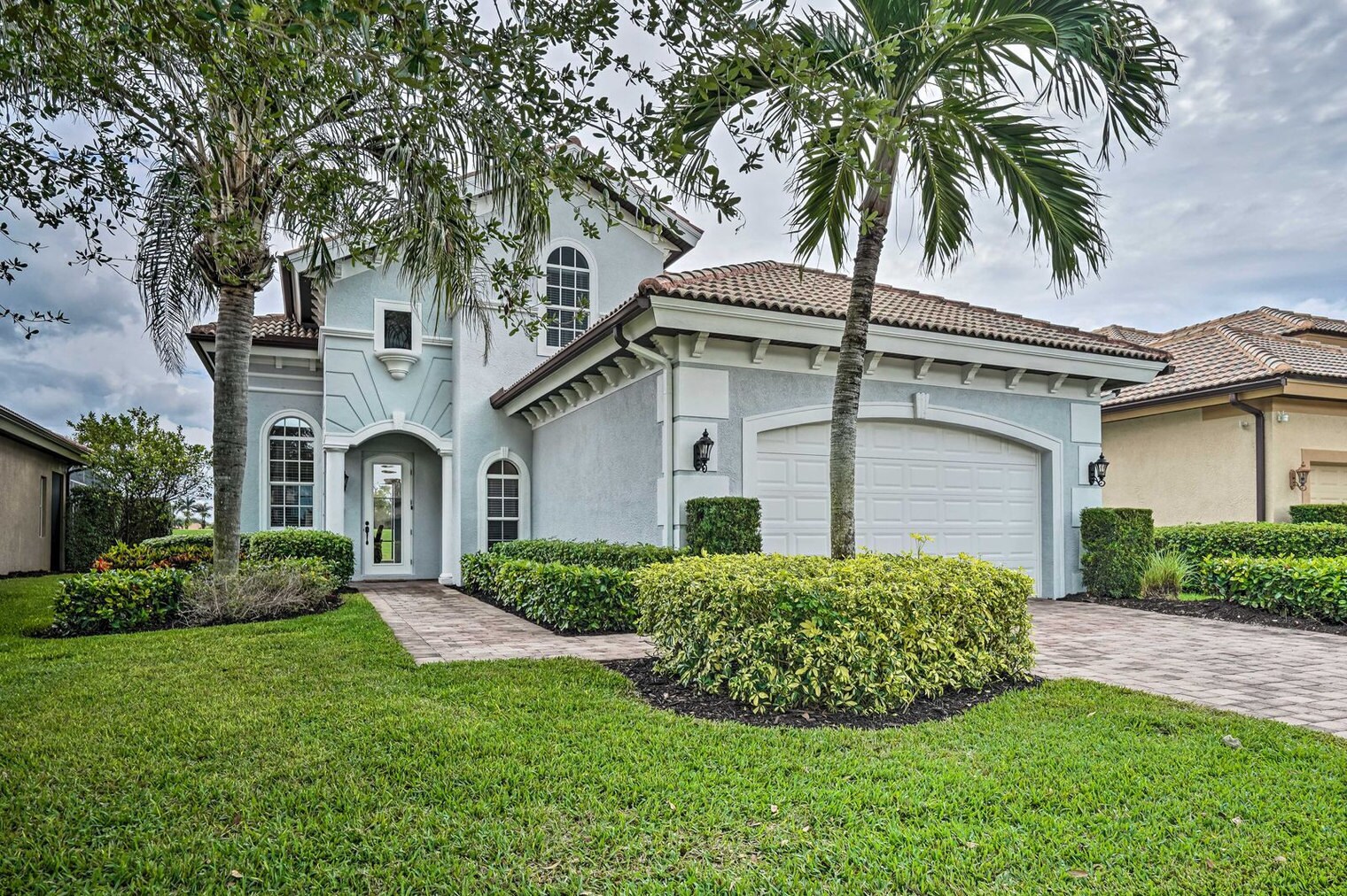 Building Photo - 6096 Dogleg Dr