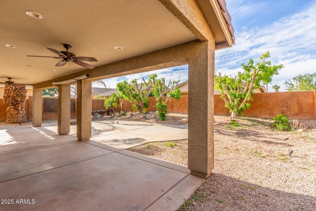 Building Photo - 2500 S Sunnyvale Ave