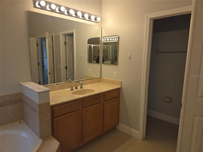 Building Photo - 3772 Eagle Isle Cir