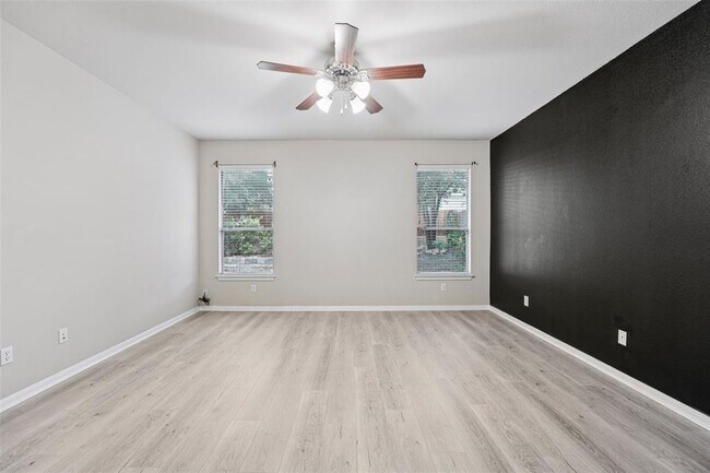 Building Photo - 149 Dolomite Dr