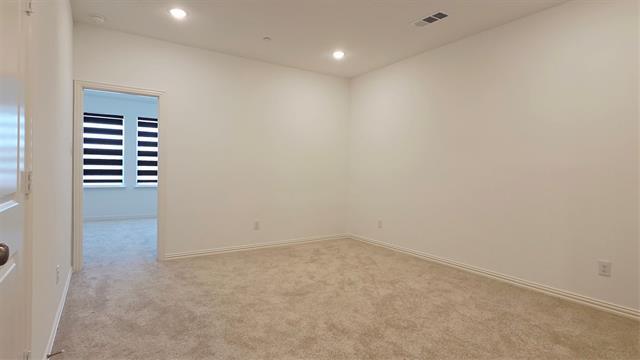 Building Photo - 9015 Scarp Hl Ln