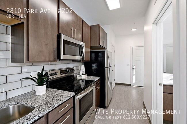 Building Photo - 2810 Park Ave
