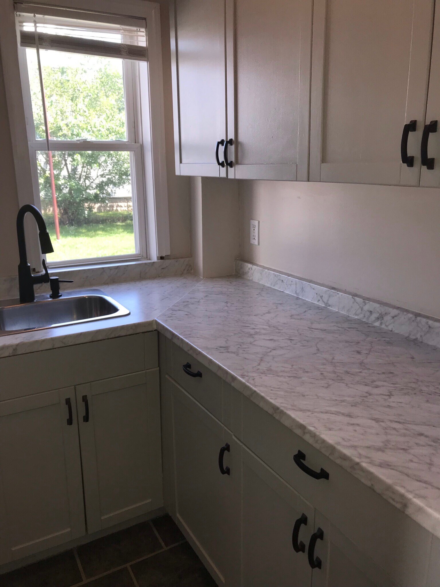 Kitchen - 347 Woonasquatucket Ave