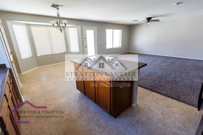 Building Photo - 21731 W Pima St