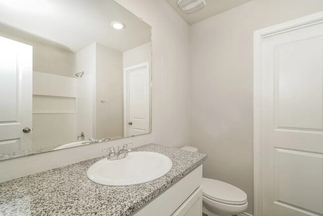 Building Photo - 172 Pasadena Pl