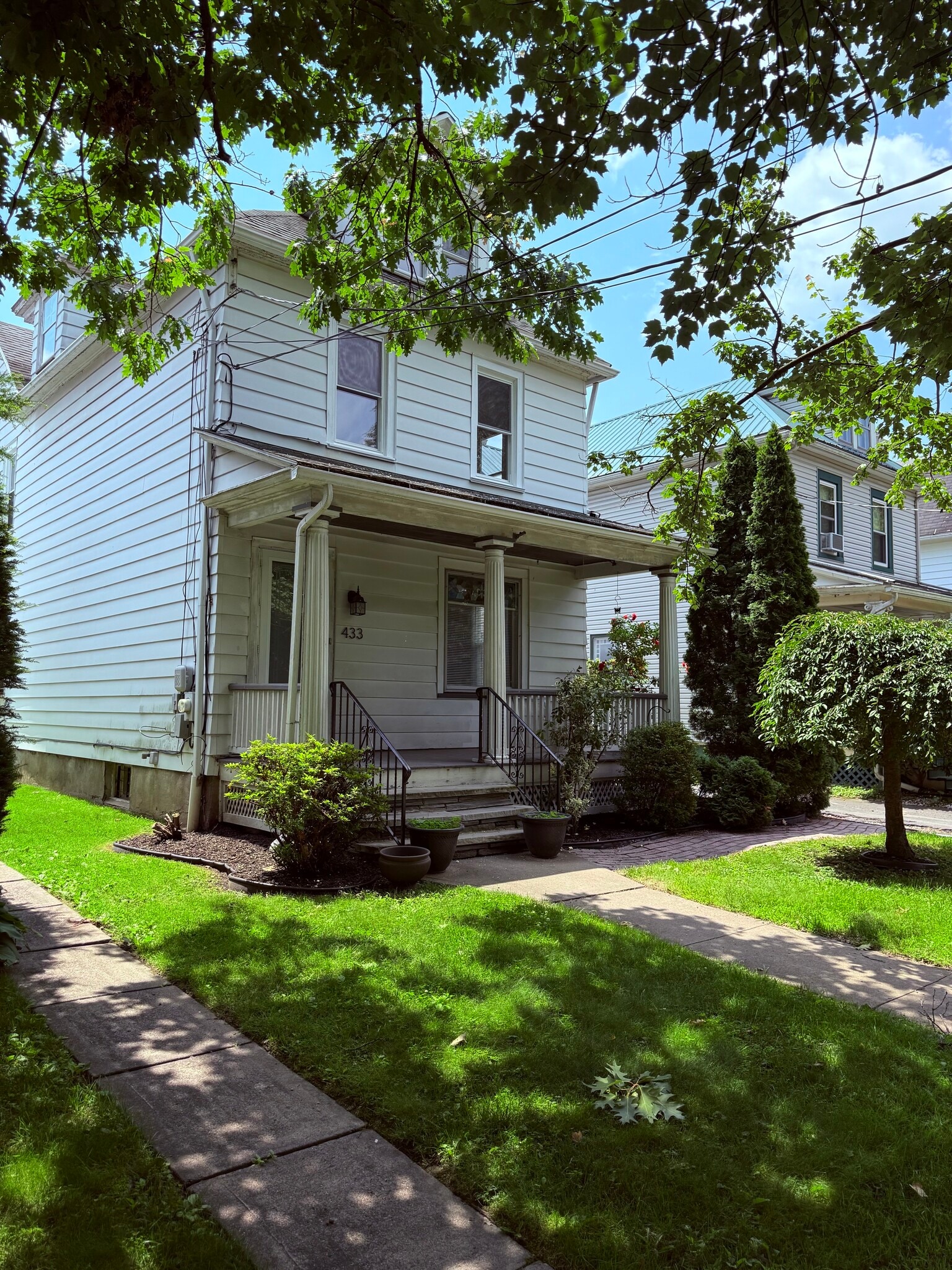 Building Photo - 433 Chestnut Ave