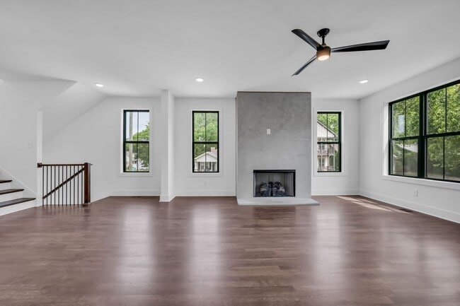 Building Photo - Modern Luxury Living in East Nashville