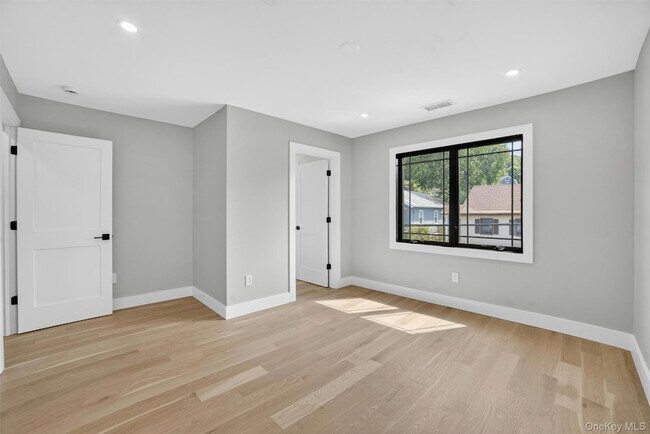 Building Photo - 23 Hudson Ave