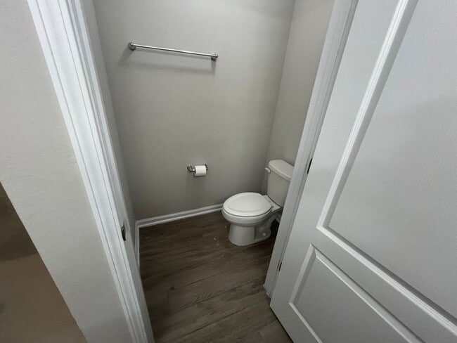 Building Photo - Great home in a gated community