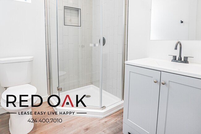 Building Photo - BRAND NEW Spacious Three Bedroom With NEW ...