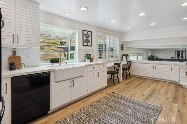 Building Photo - 30047 Knoll View Dr