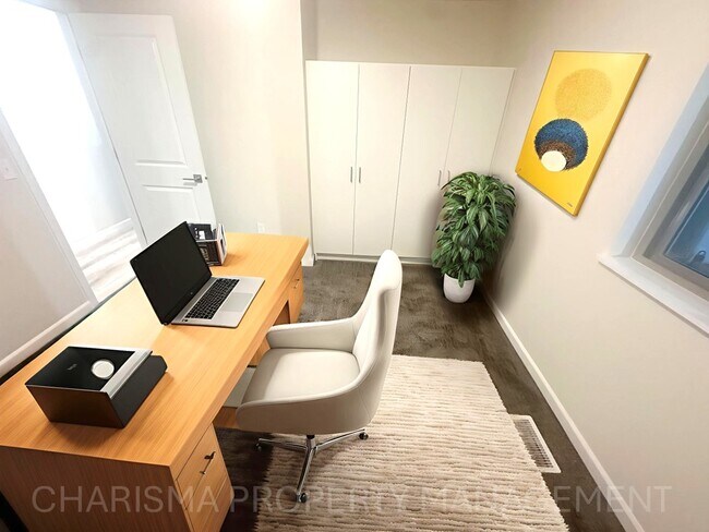 Building Photo - 9300 W 32nd St