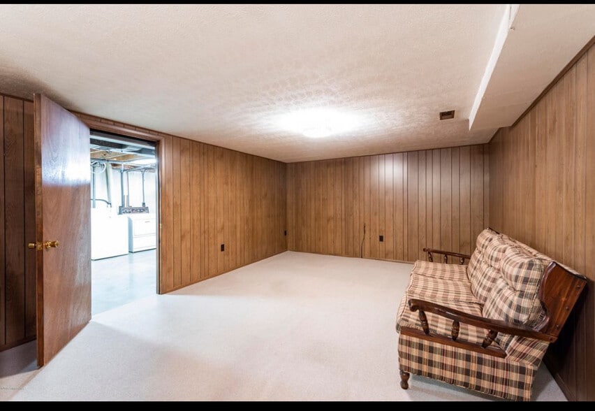 Building Photo - 3507 Wexford Dr