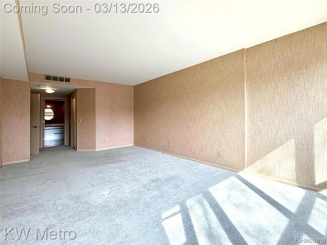 Building Photo - 875 GreenView Ct