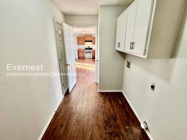 Building Photo - 30166 East 149th St S