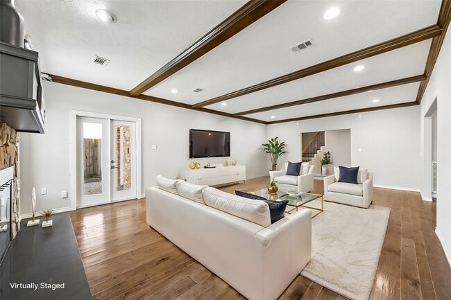 Building Photo - 1030 Crossroads Dr