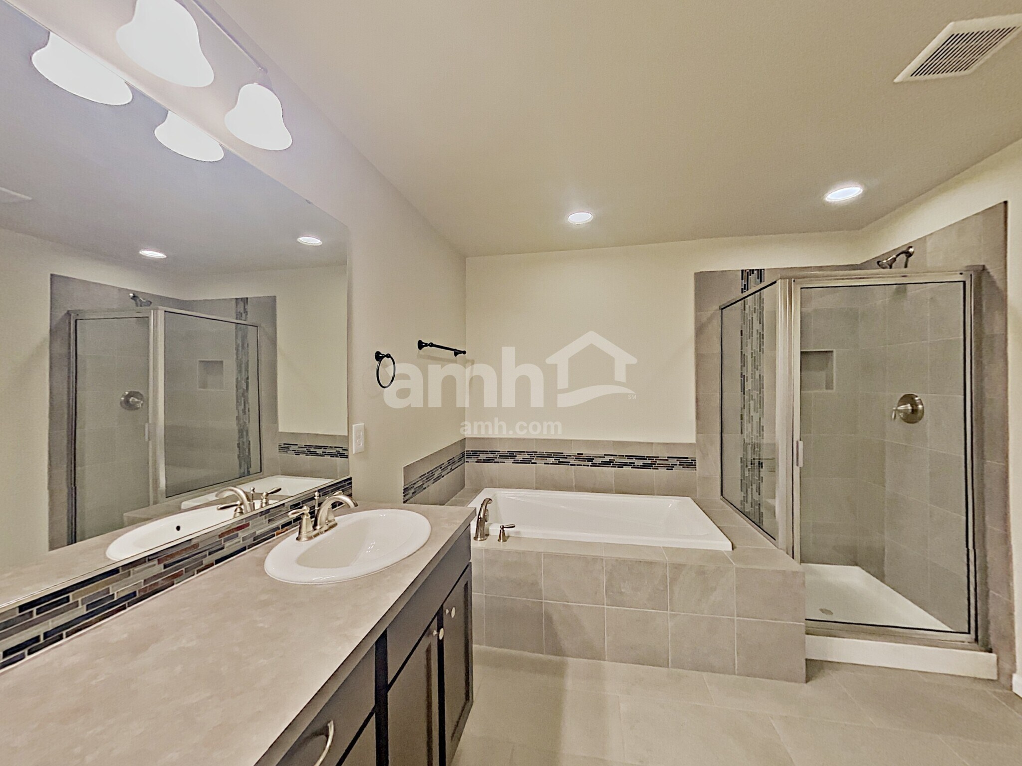 Building Photo - 13831 66th Ave E