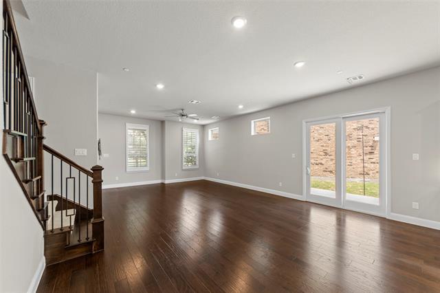 Building Photo - 1323 Bailey Ln