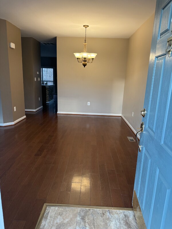 Building Photo - 144 Executive Cir