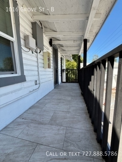 Building Photo - 1016 Grove St