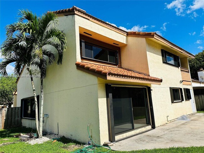 Building Photo - 15038 SW 89th Ter Rd