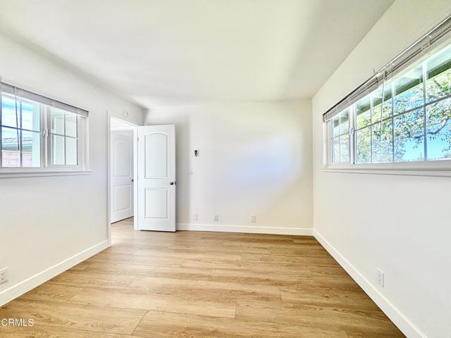 Building Photo - 203 E Elfin Green
