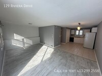 Building Photo - Charming 2-Bedroom in Agawam – Modern Comf...