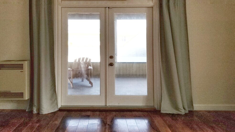 Building Photo - 3919 W 27th St