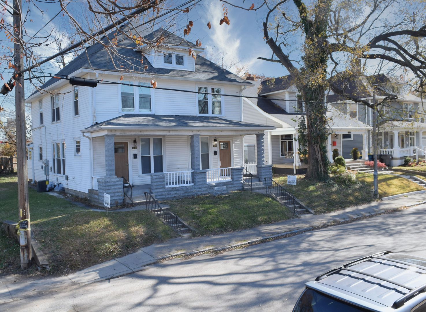 Building Photo - Bates-Hendricks/Newly Remodeled 3 Bedroom Half Double