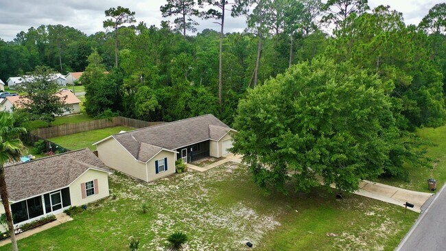 Building Photo - 910 Ave A