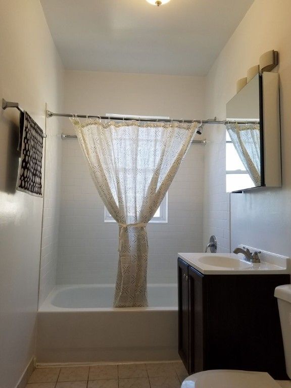 Building Photo - 1501 N Kolin Ave