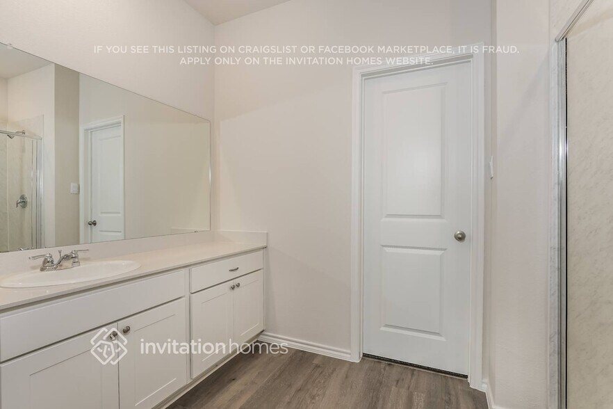 Building Photo - 4004 Amethyst Dr